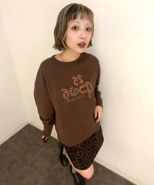 JEANASIS（ジーナシス）の「【25quee】カコウロゴスウェットLS/629955（スウェット・レディース・ブラック/ブラウン/グレー・FREE）」の15枚目の写真