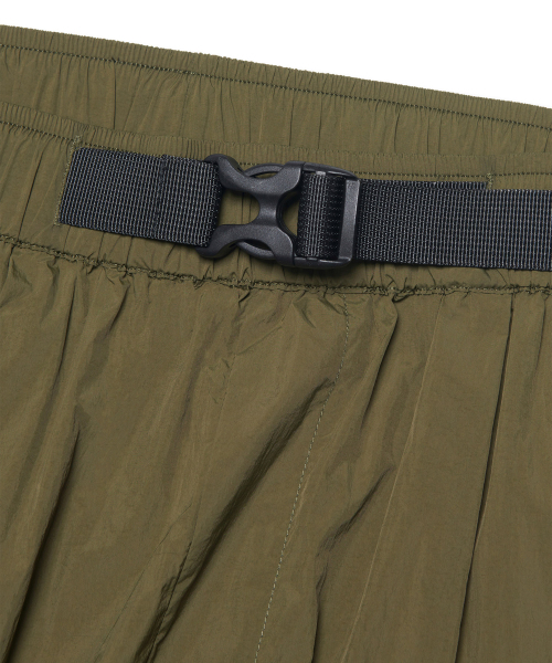 NOMANUAL(NOMANUAL)の「SHADE BELTED PANTS - KHAKI(その他パンツ・レディース・その他・SMALL/MEDIUM/LARGE)」の5枚目の写真