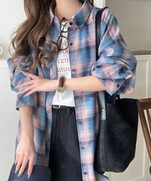 トレンド感たっぷり、ゆったりとしたシルエットで大人の抜け感を演出。微起毛オーバーサイズチェックシャツ