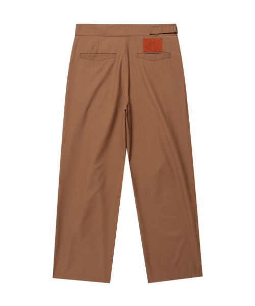 WESLEYHYUSTON(ウェズリーユーストン)の「THREE TUCK GURKHA SLACKS BROWN(スラックス・レディース・その他・SMALL/MEDIUM/LARGE)」の2枚目の写真