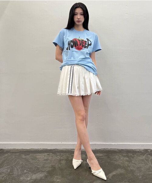 LUVISTRUE(ラヴイズトゥルー)の「IM HOW DEEP STRAWBERRY TEE(BLACK)(Tシャツ/カットソー・レディース・その他・FREE)」の6枚目の写真