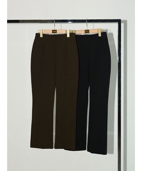 emmi（エミ）の「【セットアップ対応】【金子綾 for emmi】トラウザーズパンツ（その他パンツ・レディース・ブラック/ブラウン・0/1）」の4枚目の写真