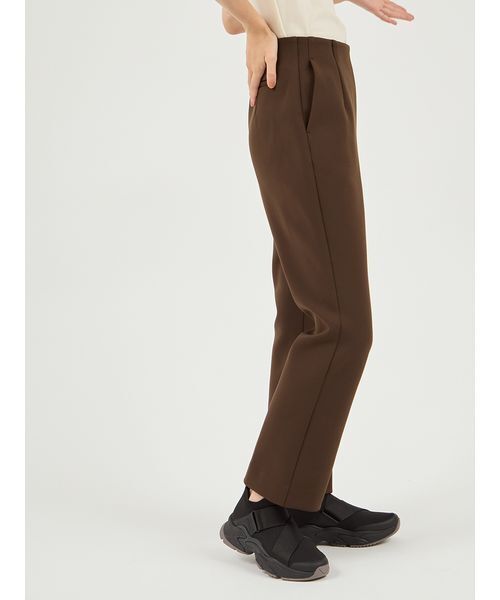 emmi（エミ）の「【セットアップ対応】【金子綾 for emmi】トラウザーズパンツ（その他パンツ・レディース・ブラック/ブラウン・0/1）」の17枚目の写真