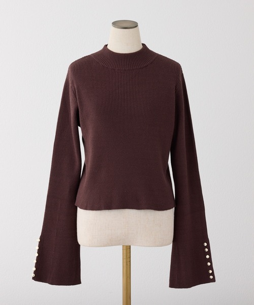 one after another NICE CLAUP（ワンアフターアナザーナイスクラップ）の「袖金ボタンリブニット（ニット/セーター・レディース・ホワイト/ブラウン/ピンク/ブラック・FREE）」の14枚目の写真