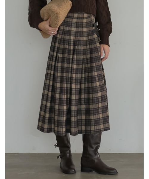 Re:EDIT（リエディ）の「[2025 WINTER COLLECTION][低身長サイズ有]サイドベルトデザインチェック柄プリーツスカート（スカート・レディース・ブラウン/オレンジ・MEDIUM/LARGE/SHORT）」の6枚目の写真