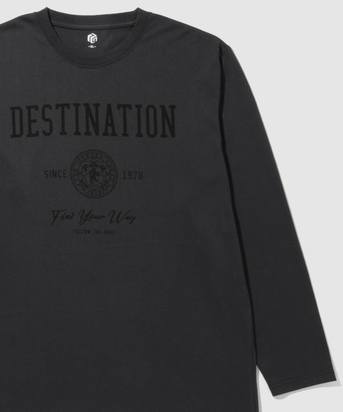 Mac-House（マックハウス）の「【T-GRAPHICS / ティーグラフィックス】ビックプリント長袖Ｔシャツ（Tシャツ/カットソー・メンズ・グレー/ブラック/ブルーグレー/グレイッシュベージュ/オフホワイト・L/XL/M/S）」の2枚目の写真