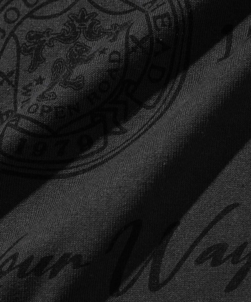 Mac-House（マックハウス）の「【T-GRAPHICS / ティーグラフィックス】ビックプリント長袖Ｔシャツ（Tシャツ/カットソー・メンズ・グレー/ブラック/ブルーグレー/グレイッシュベージュ/オフホワイト・L/XL/M/S）」の13枚目の写真