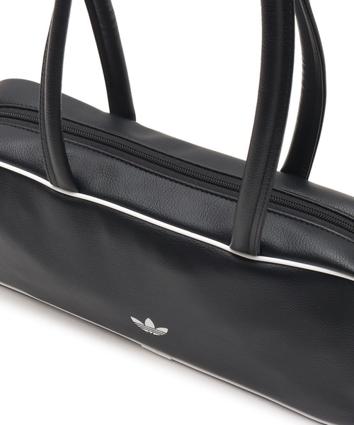 adidas（アディダス）の「adidas ADICOLOR ELONGATED AIRLINER / アディダス アディカラー イーロンゲイティド エアライナー（ハンドバッグ・メンズ・ブラック・ONE SIZE）」の8枚目の写真