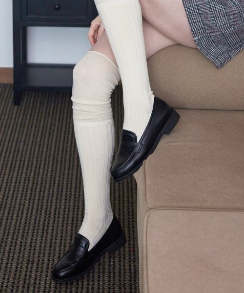 ラウンドペニーデイリーローファー (ブラック)