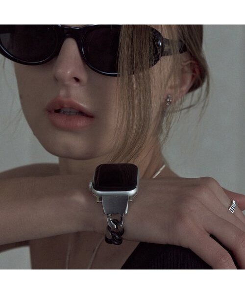 SILVERTAG（シルバータグ）の「APPLE WATCH STRAP MINI AST-135NKO アップルウォッチストラップ マット 38mm 40mm 41mm 42mm（デジタル腕時計・メンズ・その他・SMALL/MEDIUM/LARGE/X-LARGE/XX-LARGE/XXX-LARGE）」の2枚目の写真