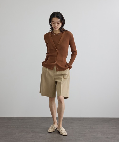SALON adam et rope'(サロン アダム エ ロペ)の「【WEB限定】エフォートレスハーフパンツ(その他パンツ・レディース・チャコールグレー/ベージュ・S/M)」の10枚目の写真