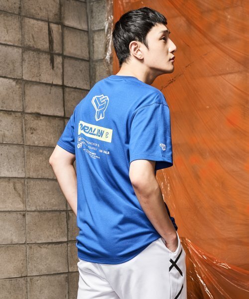 CORALIAN(コラリアン)の「ランオフボックスレタリング半袖Tシャツブルー(Tシャツ/カットソー・メンズ・その他・2XL/XS/S/M/L/XL)」の4枚目の写真