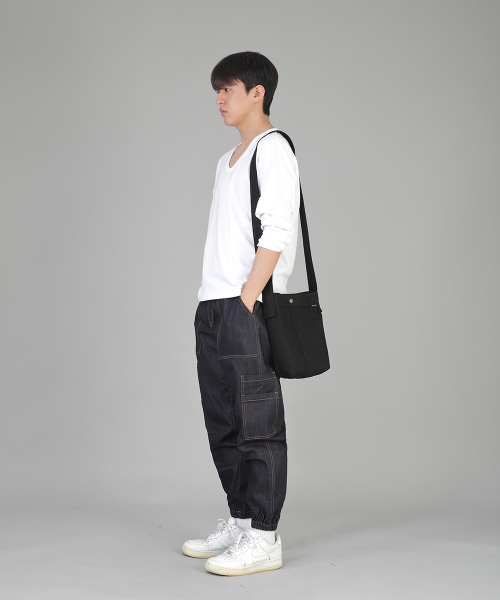 SAINTCREW(セントクルー)の「ツーレイヤーワイドカーゴジョガーパンツ W2-308J ネイチャーインディゴ(デニムパンツ・メンズ・その他・MEDIUM/LARGE/X-LARGE)」の9枚目の写真
