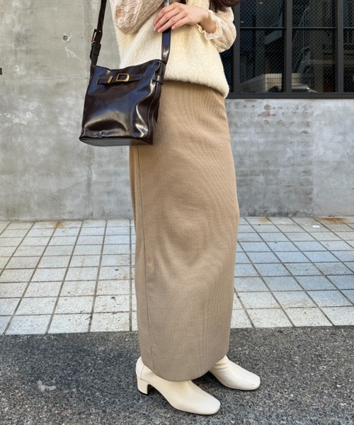 MYMOOD.（マイムード）の「【5色展開】セルフカットリブアイラインスカート ウエストゴムロングスカート（スカート・レディース・チャコールグレー/ライトグレー/ブラウン/ベージュ/ブラック・M）」の5枚目の写真