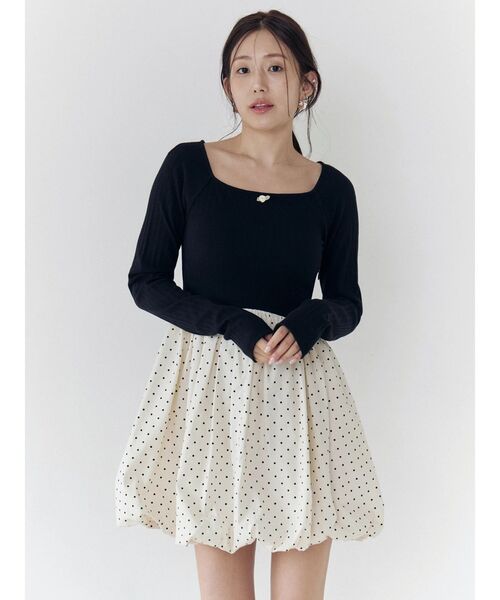 CALNAMUR（カルナムール）の「ドッキングバルーンミニワンピース（ワンピース・レディース・チャコールグレー/ブラック・SMALL/MEDIUM）」の5枚目の写真