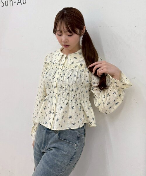 continuer de NICE CLAUP（コンティニューデナイスクラップ）の「シャーリングペプラムブラウス（シャツ/ブラウス・レディース・ブラック/アイボリー/ネイビー/その他3/その他2/その他1/その他4・FREE）」の8枚目の写真