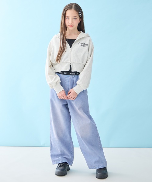 BISKEE(ビスキー)の「ショート丈 ジップパーカー(パーカー・キッズ・ブラック/グレー・160cm/150cm/140cm)」の4枚目の写真