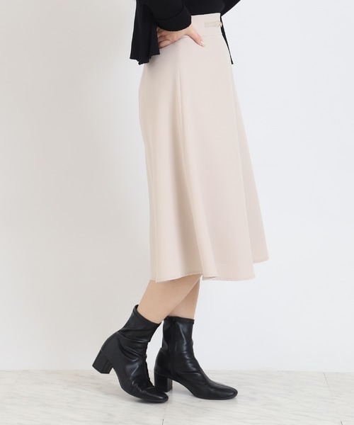 TRUDEA(トルディア)の「ダブルクロスビット付きフレアスカート(スカート・レディース・モカ/ベージュ/ネイビー/ラベンダー・SMALL/MEDIUM/LARGE)」の20枚目の写真