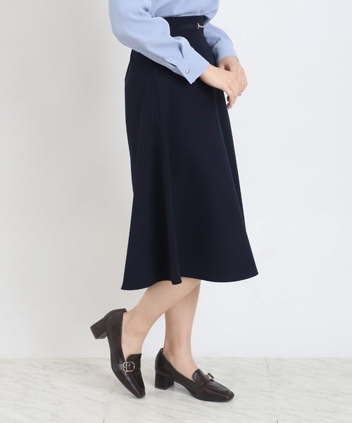 TRUDEA(トルディア)の「ダブルクロスビット付きフレアスカート(スカート・レディース・モカ/ベージュ/ネイビー/ラベンダー・SMALL/MEDIUM/LARGE)」の15枚目の写真