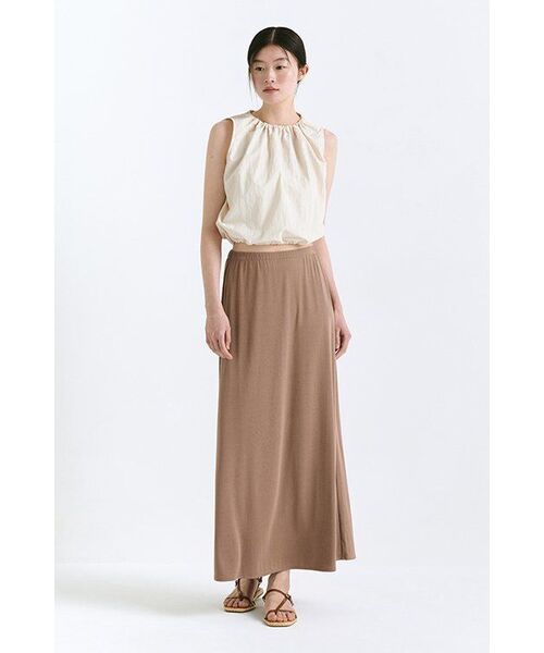 MUSINSA STANDARD WOMAN（ムシンサスタンダードウーマン）の「ウィメンズ ナイロンボリュームスリーブレストップ [クリーム]（Tシャツ/カットソー・レディース・その他・S/M/L）」の2枚目の写真