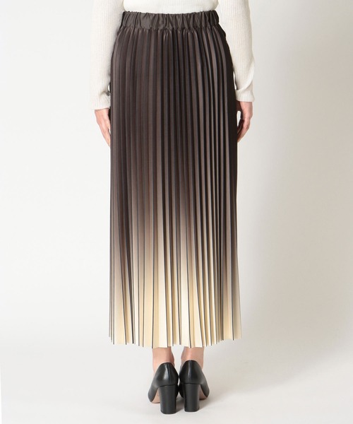 Jines（ジネス）の「ニットプリーツスカート（スカート・レディース・ブラウン/ブラック・38）」の5枚目の写真