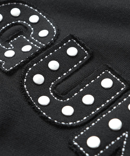 CRIGUN(クリガン)の「APPLIQUE RIVET ZIP UP HOODIE BLACK(パーカー・レディース・ブラック・WS/MEDIUM/LARGE/X-LARGE)」の8枚目の写真