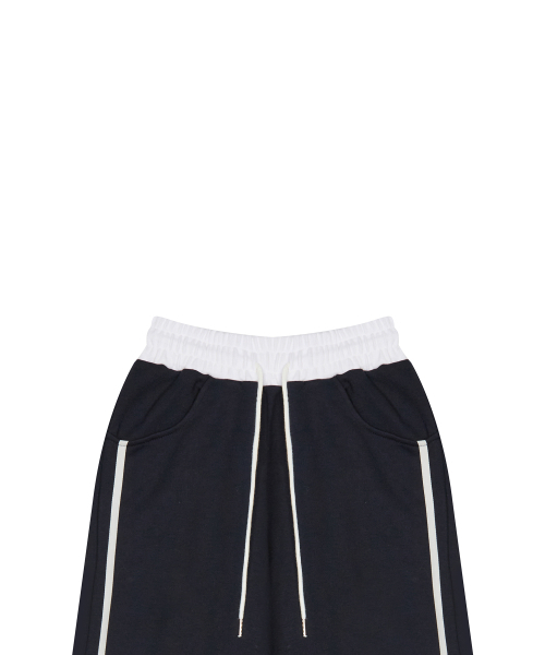 LUVISTRUE（ラヴイズトゥルー）の「IM POCKET TRANING PANTS(NAVY)（スウェットパンツ・レディース・その他・FREE）」の4枚目の写真