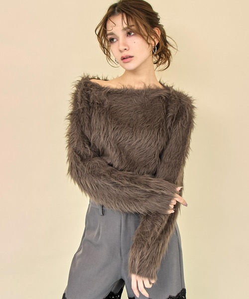 ANAP(アナップ)の「クロップド シャギー ニット トップス(ニット/セーター・レディース・グレイッシュベージュ/ブルーグリーン/ブラウン・F)」の4枚目の写真