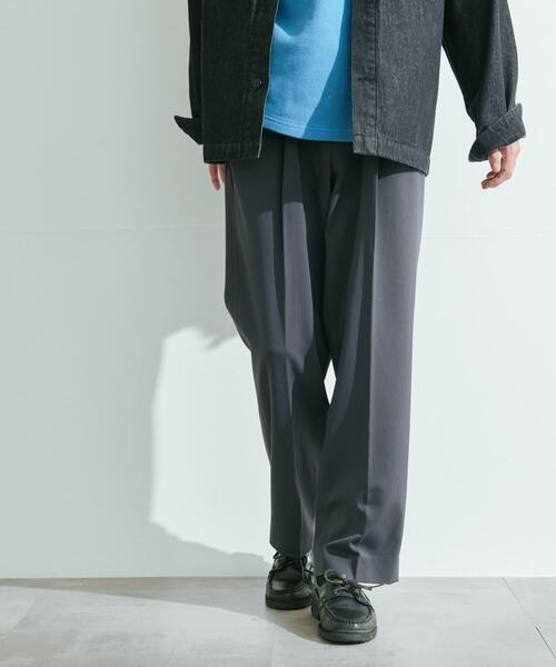 URBAN RESEARCH DOORS（アーバンリサーチドアーズ）の「『UR TECH』完声2タックワイドトラウザー（その他パンツ・メンズ・チャコールグレー/ベージュ系その他/ブラック・LARGE/MEDIUM/SMALL）」の12枚目の写真