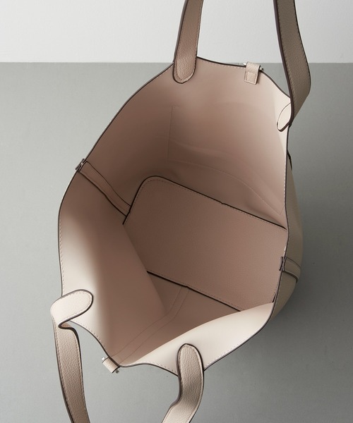 MAISON BREEZE(メゾンブリーズ)の「【MAISON BREEZE】タッセル付きA4トート SNBD(トートバッグ・レディース・ベージュ/ブラック/チャコールグレー/シルバー/ブラウン・FREE)」の11枚目の写真