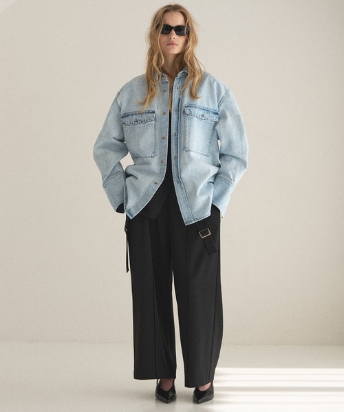 MIELI INVARIANT(ミエリインヴァリアント)の「ICE Bleach Denim Shirt Jacket(シャツ/ブラウス・レディース・ライトブルー・FREE)」の13枚目の写真