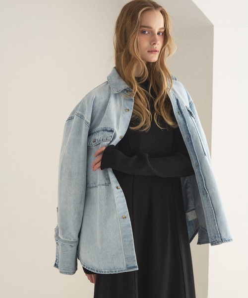 MIELI INVARIANT(ミエリインヴァリアント)の「ICE Bleach Denim Shirt Jacket(シャツ/ブラウス・レディース・ライトブルー・FREE)」の20枚目の写真