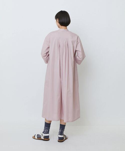 LOISIR（ロワズィール）の「オーガニックコットンローンスタンドカラーワンピース（ワンピース・レディース・ブラック/ピンク/グレー・FREE）」の6枚目の写真