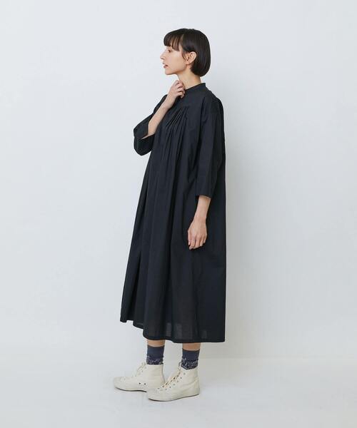 LOISIR（ロワズィール）の「オーガニックコットンローンスタンドカラーワンピース（ワンピース・レディース・ブラック/ピンク/グレー・FREE）」の11枚目の写真