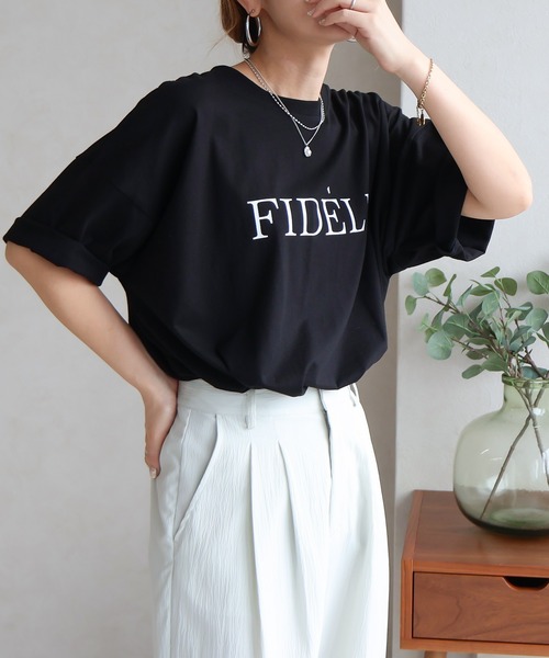 Social GIRL(ソーシャルガール)の「《Social GIRL》オーバーサイズ半袖ロゴTシャツ(Tシャツ/カットソー・レディース・チャコールグレー/オフホワイト/ブラック・M)」の12枚目の写真
