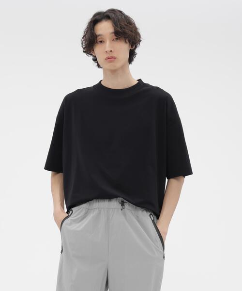 MARGARET HOWELL(マーガレットハウエル)の「HIGHDENCE PIQUE JERSEY(Tシャツ/カットソー・メンズ・ブラック/ホワイト/レッド・MEDIUM/LARGE)」の2枚目の写真