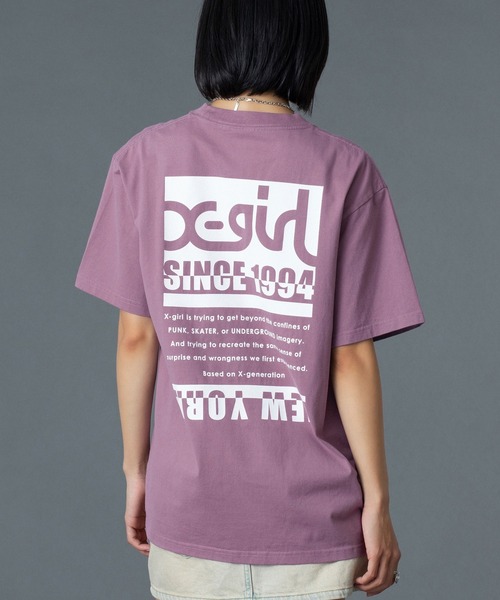X-girl(エックスガール)の「BI COLOR BOX LOGO S/S TEE(Tシャツ/カットソー・レディース・ブラック/ホワイト/パープル・M/L/S)」の4枚目の写真