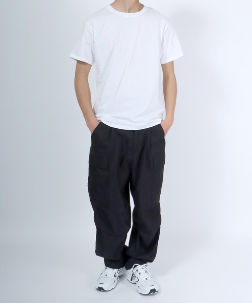HANES(ヘインズ)の「Hanes(ヘインズ)ベーシックインナーウェア無地半袖Tシャツ3枚組/パックTシャツ3P メンズ(Tシャツ/カットソー・メンズ・ブラック/グレー/ホワイト・M/L/LL)」の7枚目の写真