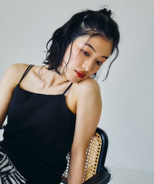 LEPSIM（レプシィム）の「カップ付きWキャミソール　647443（キャミソール・レディース・ブラック/アイボリー/カーキブラウン/レッド・LARGE/MEDIUM）」の10枚目の写真