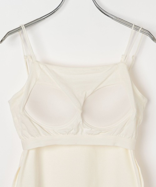 LEPSIM（レプシィム）の「カップ付きWキャミソール　647443（キャミソール・レディース・ブラック/アイボリー/カーキブラウン/レッド・LARGE/MEDIUM）」の19枚目の写真