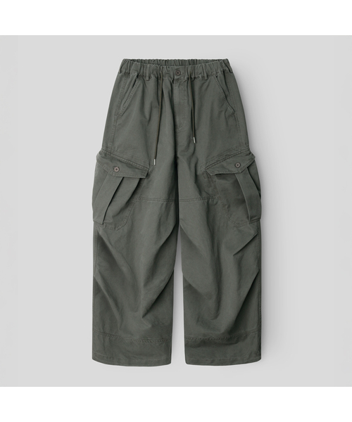 INDUST(インダスト)の「ウォッシュドマルチポケットカーゴワイドパンツ_3COLOR(その他パンツ・レディース・チャコール/カーキ/ブラック・1(S)/2(M)/3(L))」の3枚目の写真