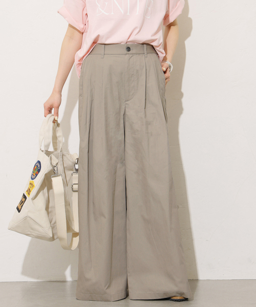 JOURNAL STANDARD relume(ジャーナルスタンダード レリューム)の「コットンリネンタックワイドパンツ(その他パンツ・レディース・ブラック/ブラウン/グレー・36/38)」の2枚目の写真