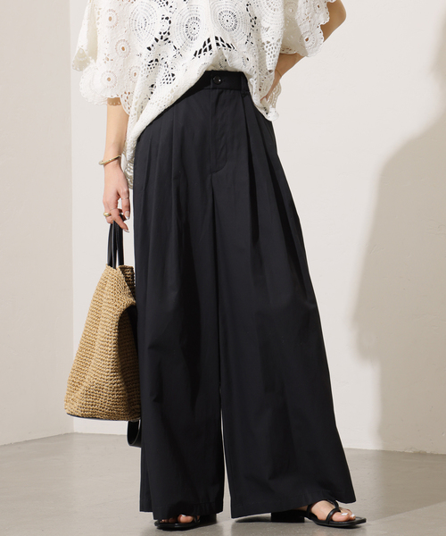 JOURNAL STANDARD relume(ジャーナルスタンダード レリューム)の「コットンリネンタックワイドパンツ(その他パンツ・レディース・ブラック/ブラウン/グレー・36/38)」の1枚目の写真