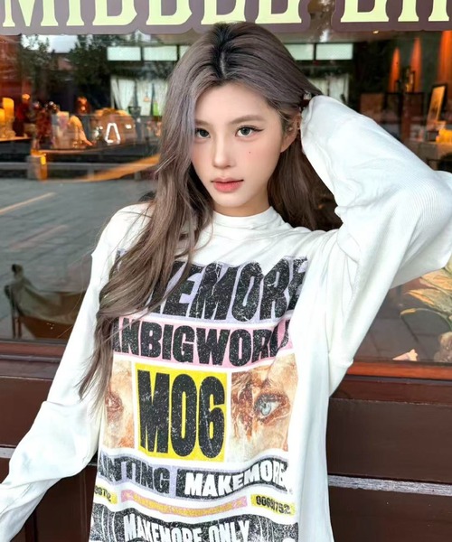 2ly2（トゥーリートゥー）の「ロゴプリント ロングスリーブTシャツ（Tシャツ/カットソー・レディース・ホワイト・FREE）」の4枚目の写真