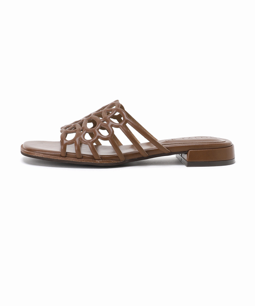 LE TALON(ルタロン)の「フラワーカットワークミュールサンダル(サンダル・レディース・アイボリー/ブラウン/ピンク・X-SMALL/SMALL/MEDIUM/LARGE/X-LARGE)」の11枚目の写真