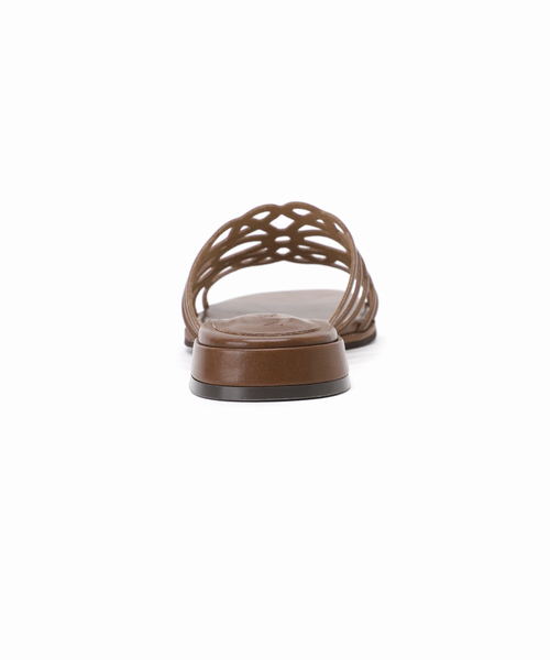 LE TALON(ルタロン)の「フラワーカットワークミュールサンダル(サンダル・レディース・アイボリー/ブラウン/ピンク・X-SMALL/SMALL/MEDIUM/LARGE/X-LARGE)」の12枚目の写真