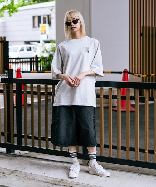 OUTDOOR EXCHANGE（アウトドアエクスチェンジ）の「【OUTDOOR EXCHANGE/アウトドアエクスチェンジ】×【ZERO STAIN/ゼロステイン】コラボ ラグランスリーブ Tシャツ 汗ジミ防止 UVカット 防汚効果 リーフ柄 ブランドロゴ ユニセックス（Tシャツ/カットソー・メンズ・オフホワイト/スミクロ/ホワイト・MEDIUM/LARGE）」の11枚目の写真