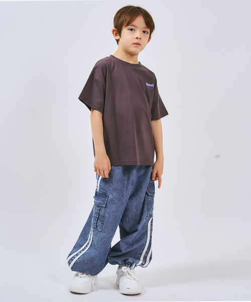 minimal（ミニマル）の「【裾ゴム仕様】ライン入りデニムカーゴパンツ（その他パンツ・キッズ・ブラック/ブルー・120cm/110cm/100cm/140cm/130cm）」の5枚目の写真