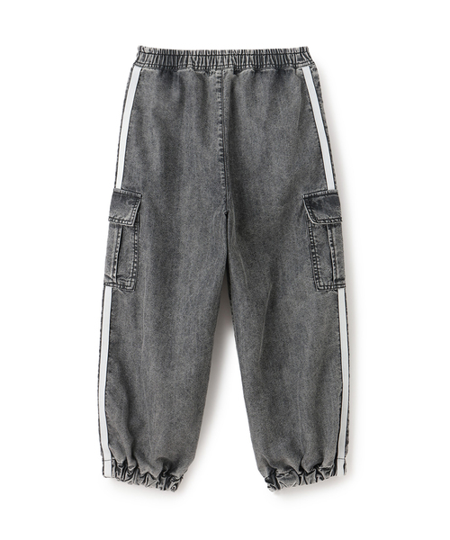 minimal（ミニマル）の「【裾ゴム仕様】ライン入りデニムカーゴパンツ（その他パンツ・キッズ・ブラック/ブルー・120cm/110cm/100cm/140cm/130cm）」の14枚目の写真