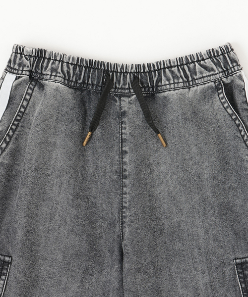 minimal（ミニマル）の「【裾ゴム仕様】ライン入りデニムカーゴパンツ（その他パンツ・キッズ・ブラック/ブルー・120cm/110cm/100cm/140cm/130cm）」の15枚目の写真